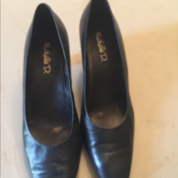 Shoes - Picture 7 of 7